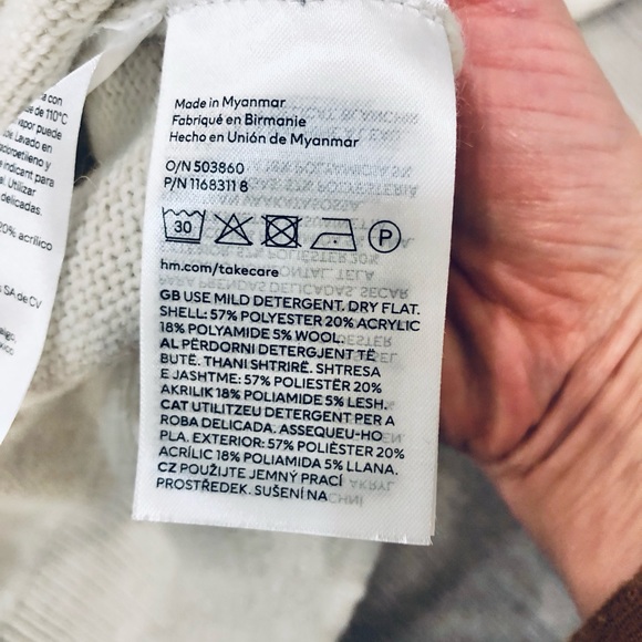 H&M Cream Knit Crew Neck Sweater Long Sleeve Wool Blend Size Small - Picture 6 of 9